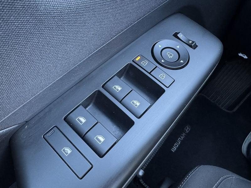 Hyundai Kona 1.0 T-GDI Hybrid 120cv 48V iMT Xline