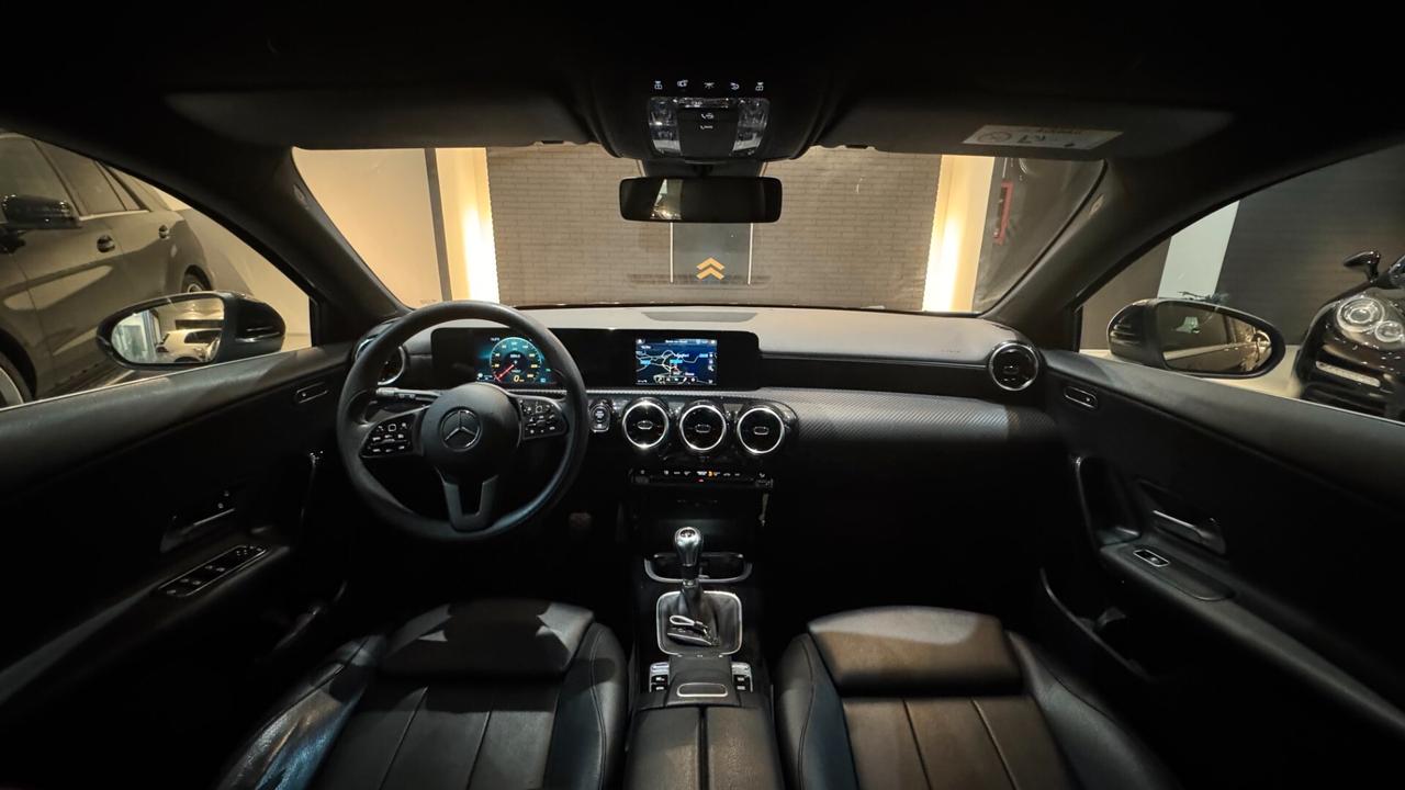 MERCEDES CLASSE A 180 D 116CV - 2019