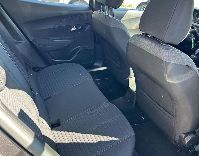 PEUGEOT 2008 PureTech 100 S&S Active Pack