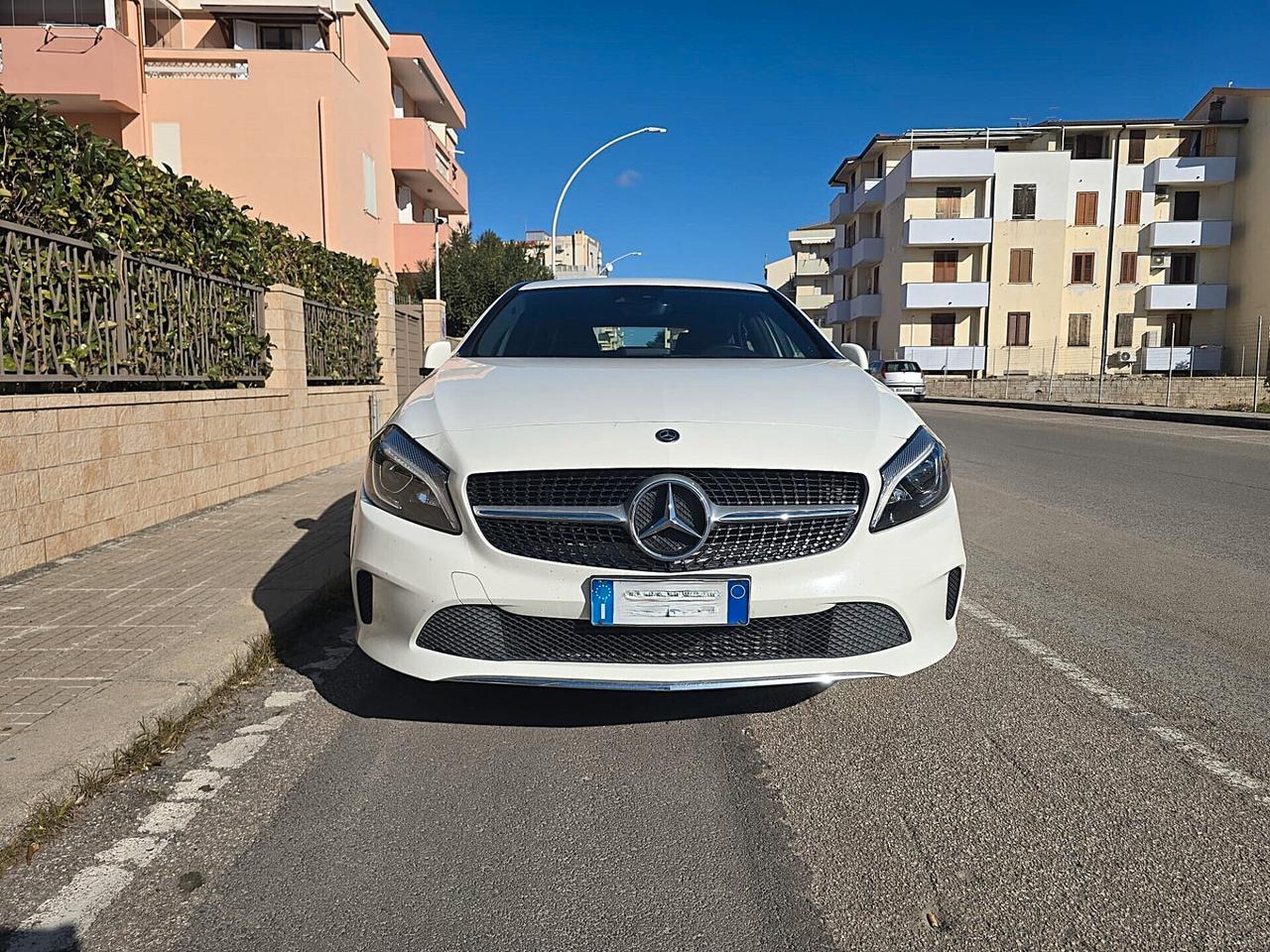 Mercedes-benz A 180 A 180 d Premium