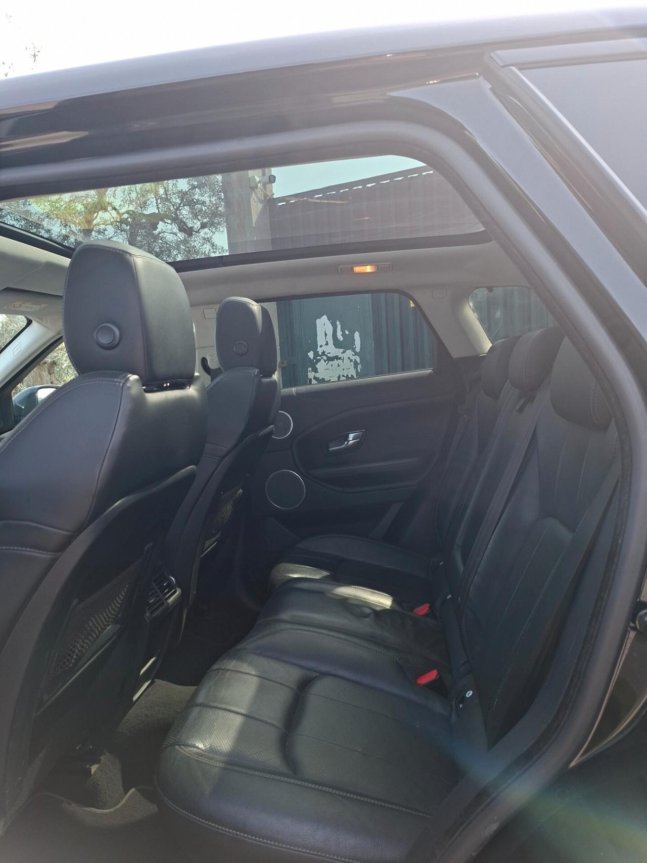 Land Rover Range Evoque 2.0 TD4 180 CV 5p. SE Dynamic