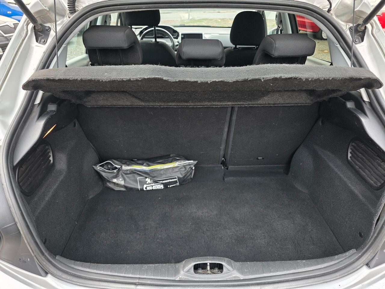 Peugeot 208 1.2 5 porte
