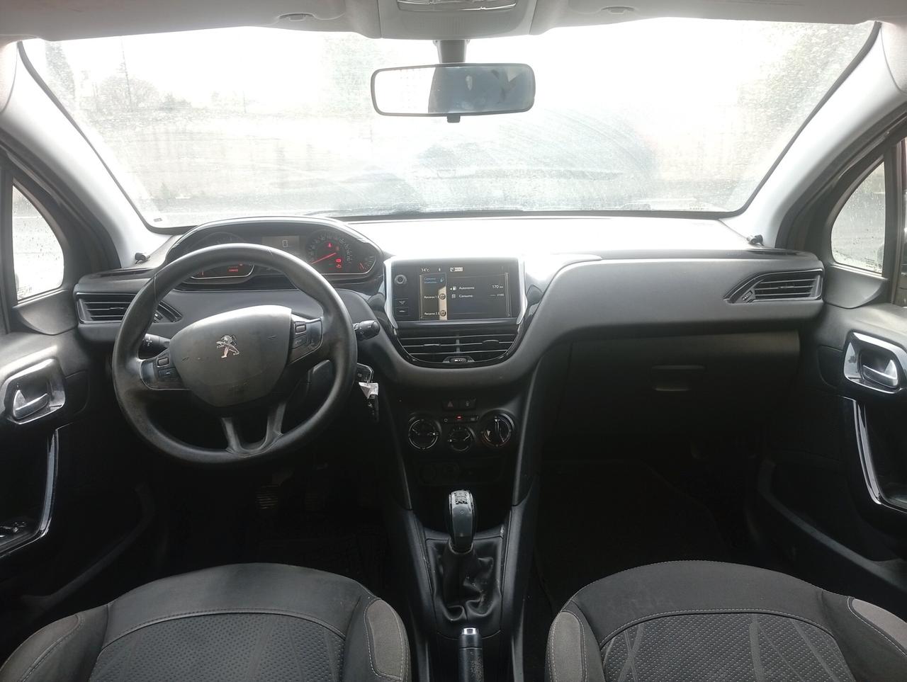 Peugeot 208 1.4 HDi 68 CV 5 porte Allure