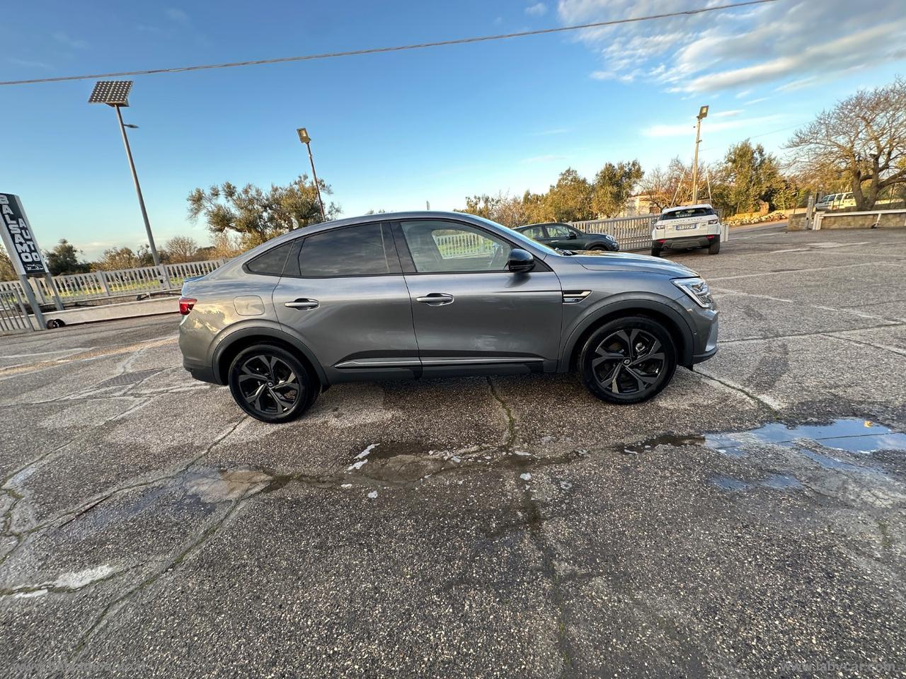 RENAULT Full Hybrid E-TECH 145 CV Engin. F.Track