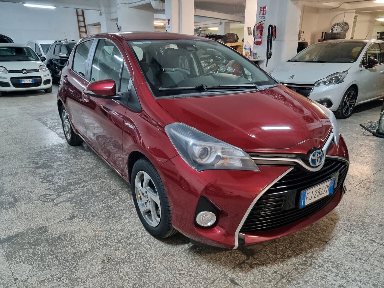 Toyota Yaris 1.5 Hybrid 5 porte Active