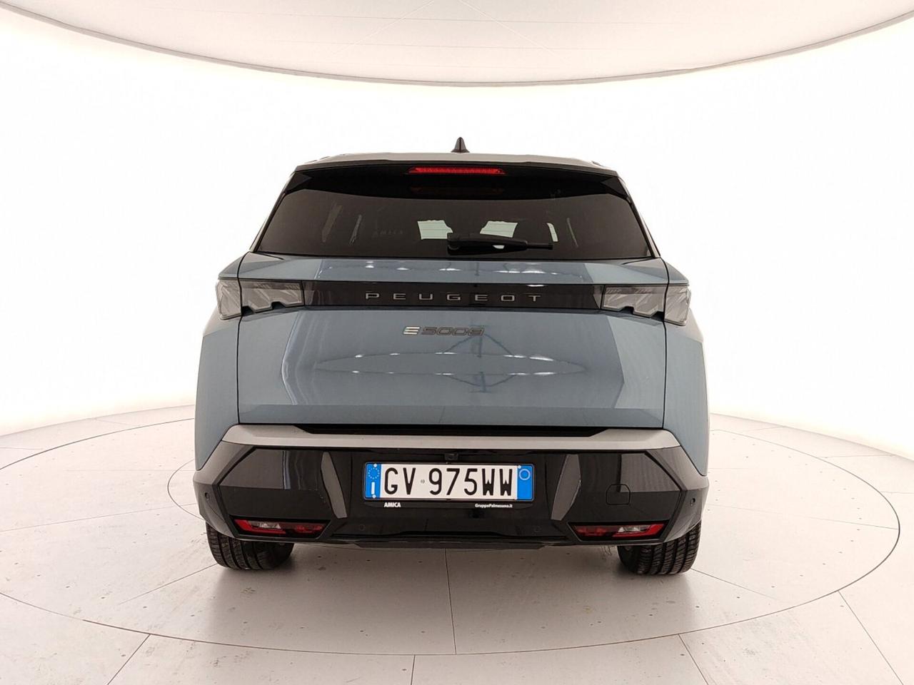 Peugeot 5008 motore elettrico (73kWh) 210 CV GT