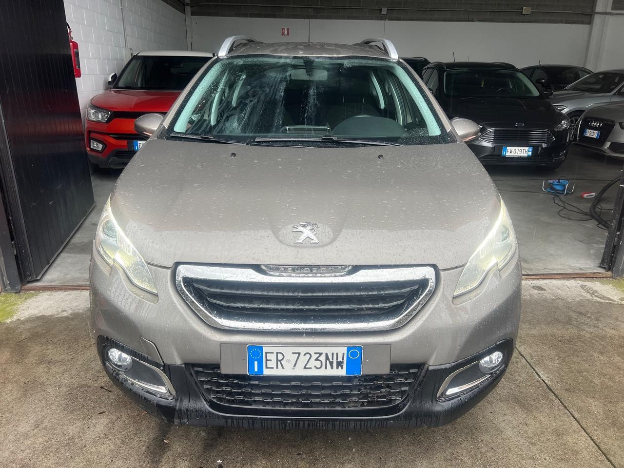 Peugeot 2008 1.6 e-HDi 92 CV Stop&Start robotizzato Allure