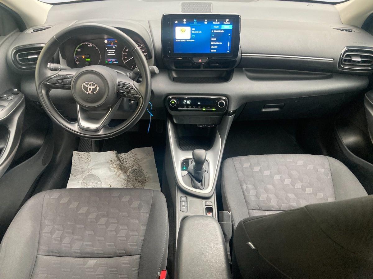 TOYOTA Yaris 1.5h Active