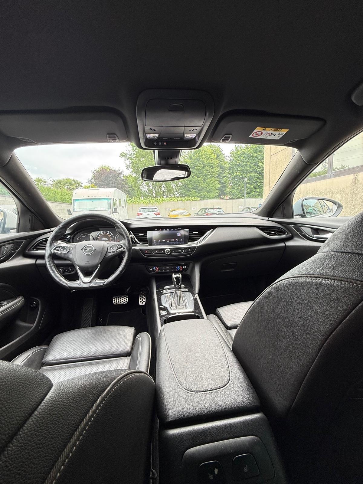 Opel Insignia 2.0 CDTI S&S aut. Country Tourer