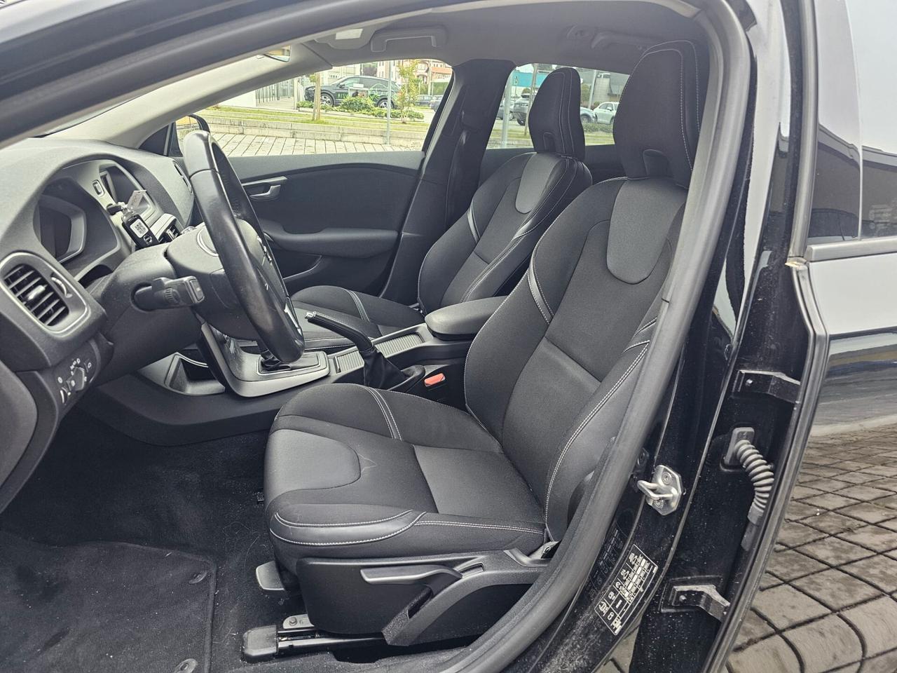 Volvo V40 D3 Geartronic Business