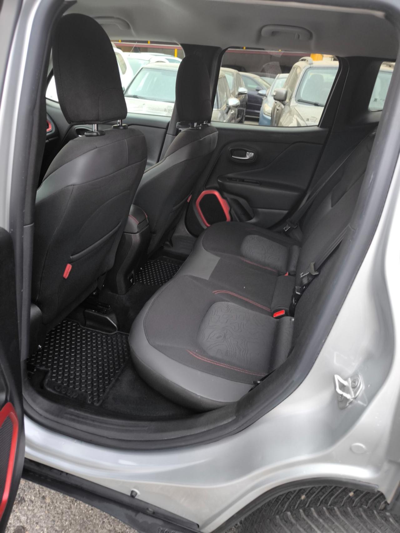 Jeep Renegade 2.0 Mjt 170CV 4WD Active Drive Low Trailhawk