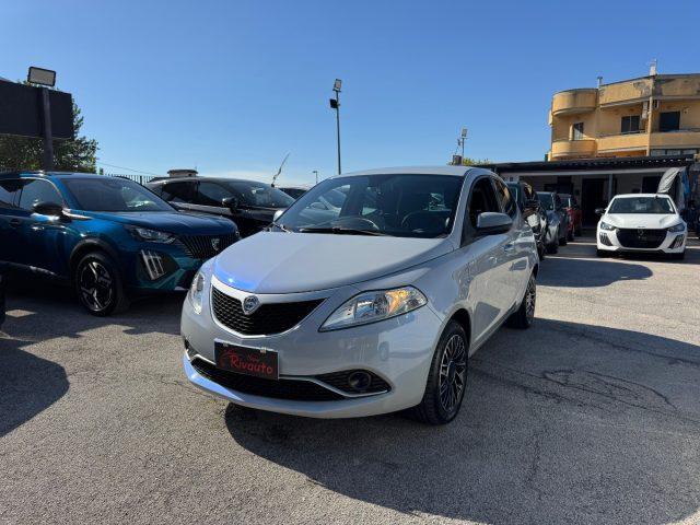 LANCIA Ypsilon 1.2 69 CV 5 porte MYA