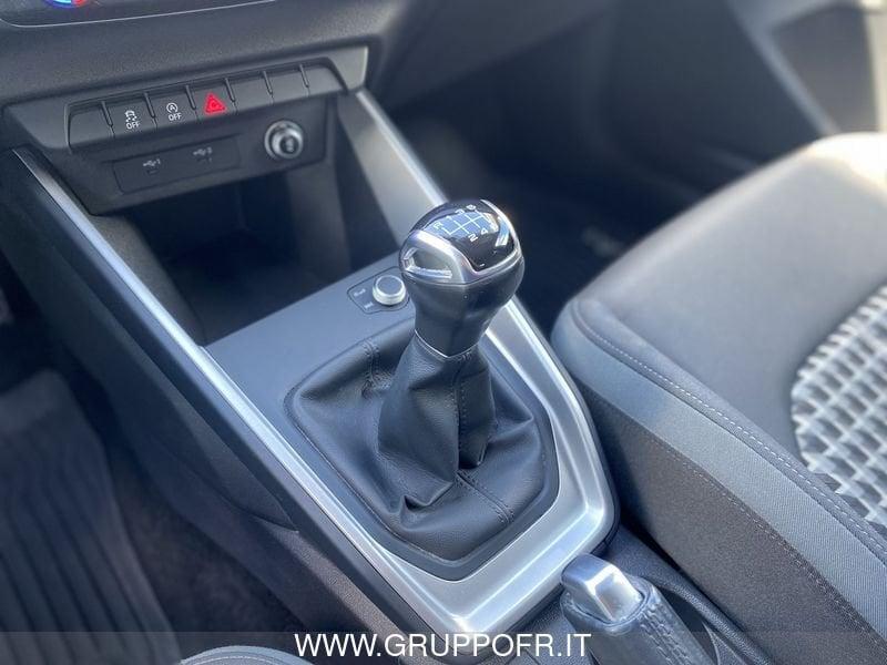 Audi A1 citycarver 30 TFSI Identity Contrast