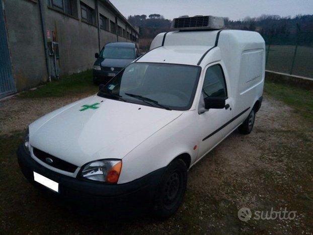 Ford Courier 1.8 D 3p. Van Coibentato