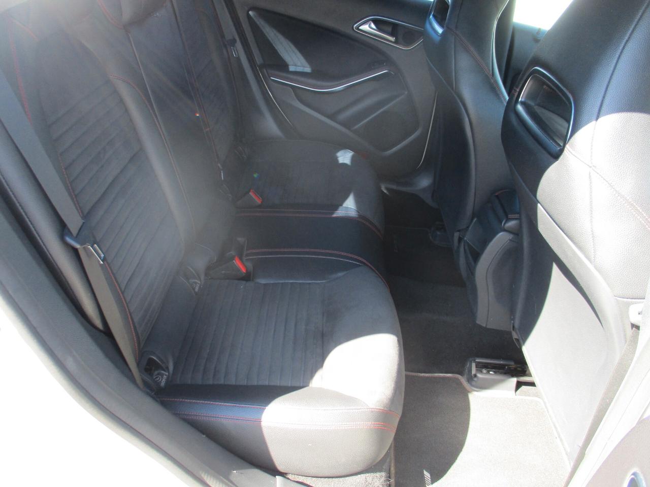 Mercedes-benz CLA 180 d Automatic Premium