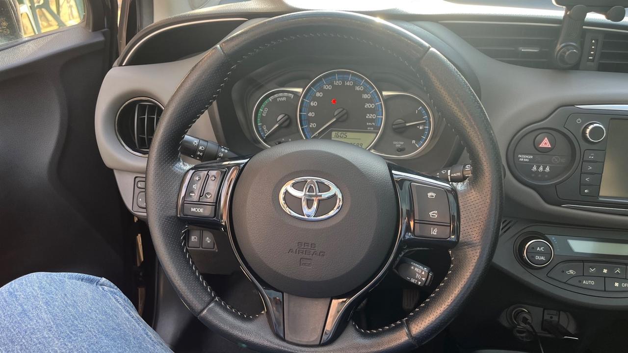 Toyota Yaris Trend red edition full optional