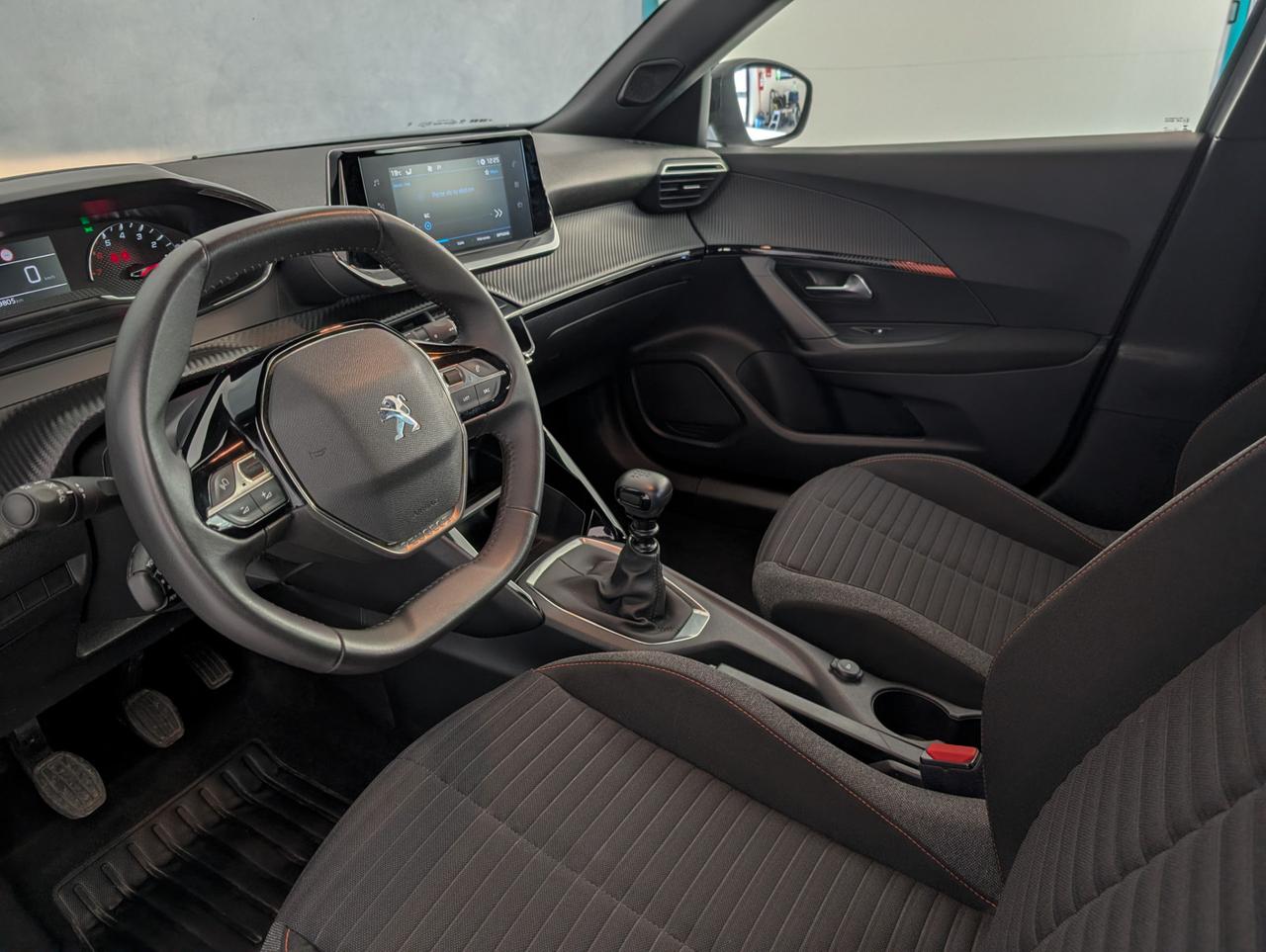 Peugeot 2008 1.2 puretech 100cv Active Pack