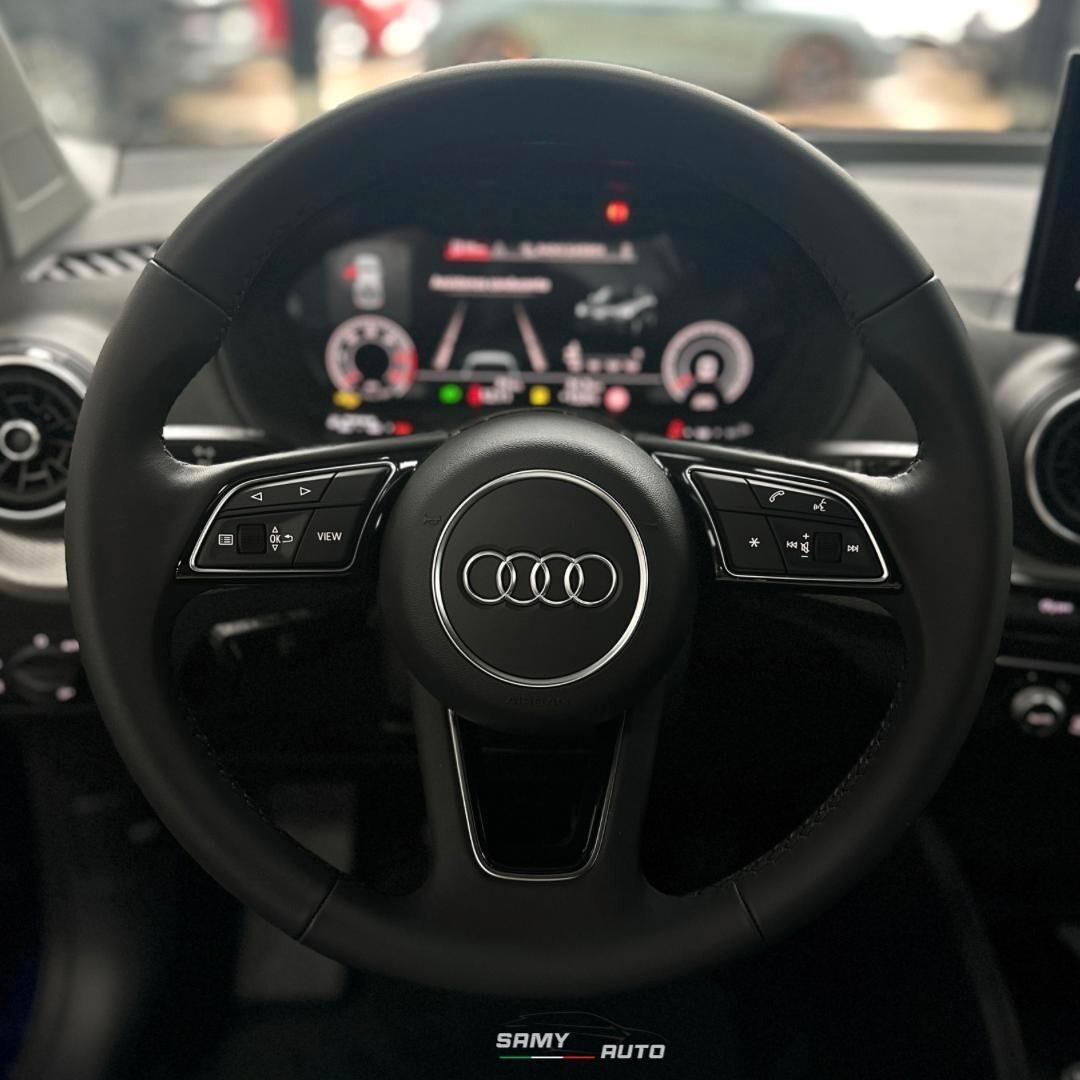 Audi Q2 30 TDI Identity Black