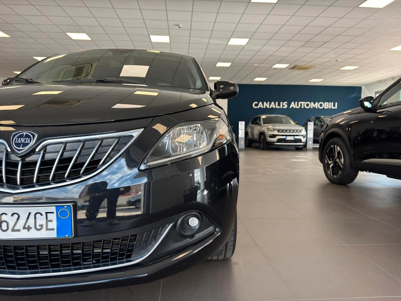 Lancia Ypsilon 1.0 69CV Hybrid Gold Plus 2023