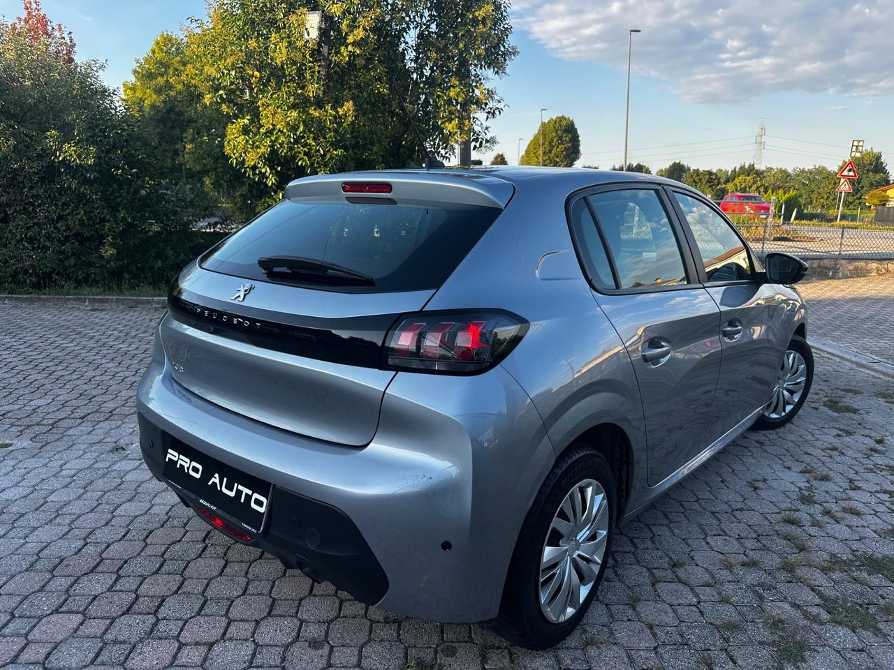 Peugeot 208 PureTech 75 Stop&Start 5 porte Allure