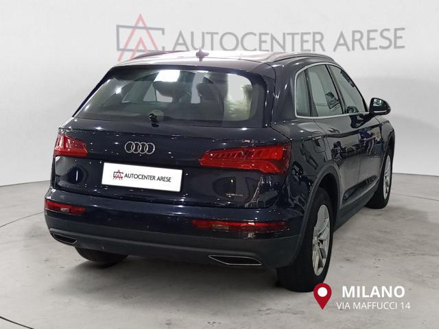 AUDI Q5 35 TDI quattro S tronic Business