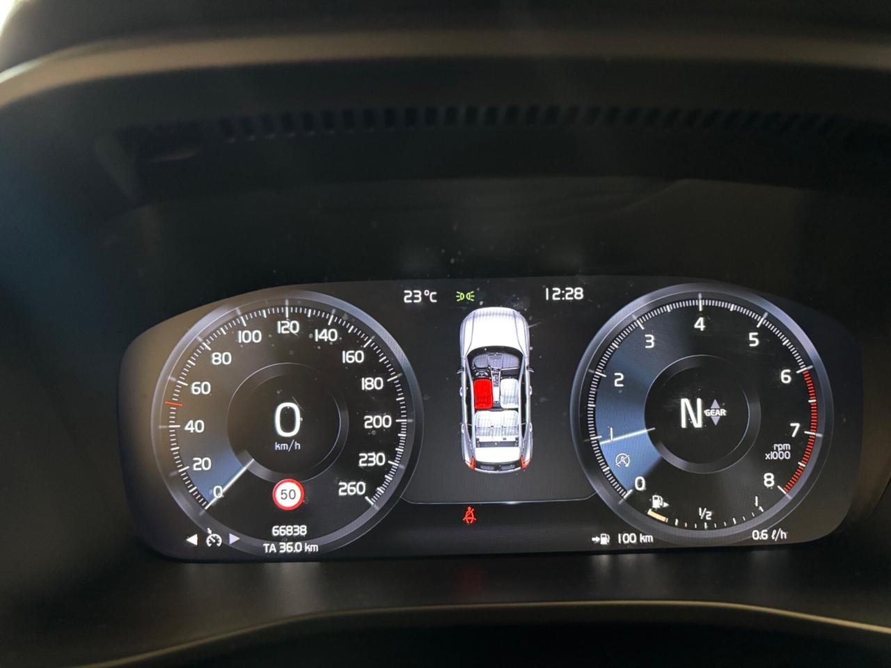 Volvo XC40 1.5 BENZ T2 GREY|PARI AL NUOVO|