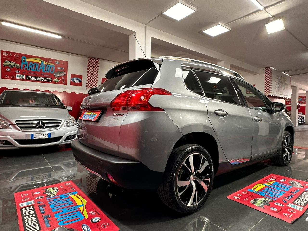 Peugeot 2008 BlueHDi 1.6 99cv Black Matt - 2016