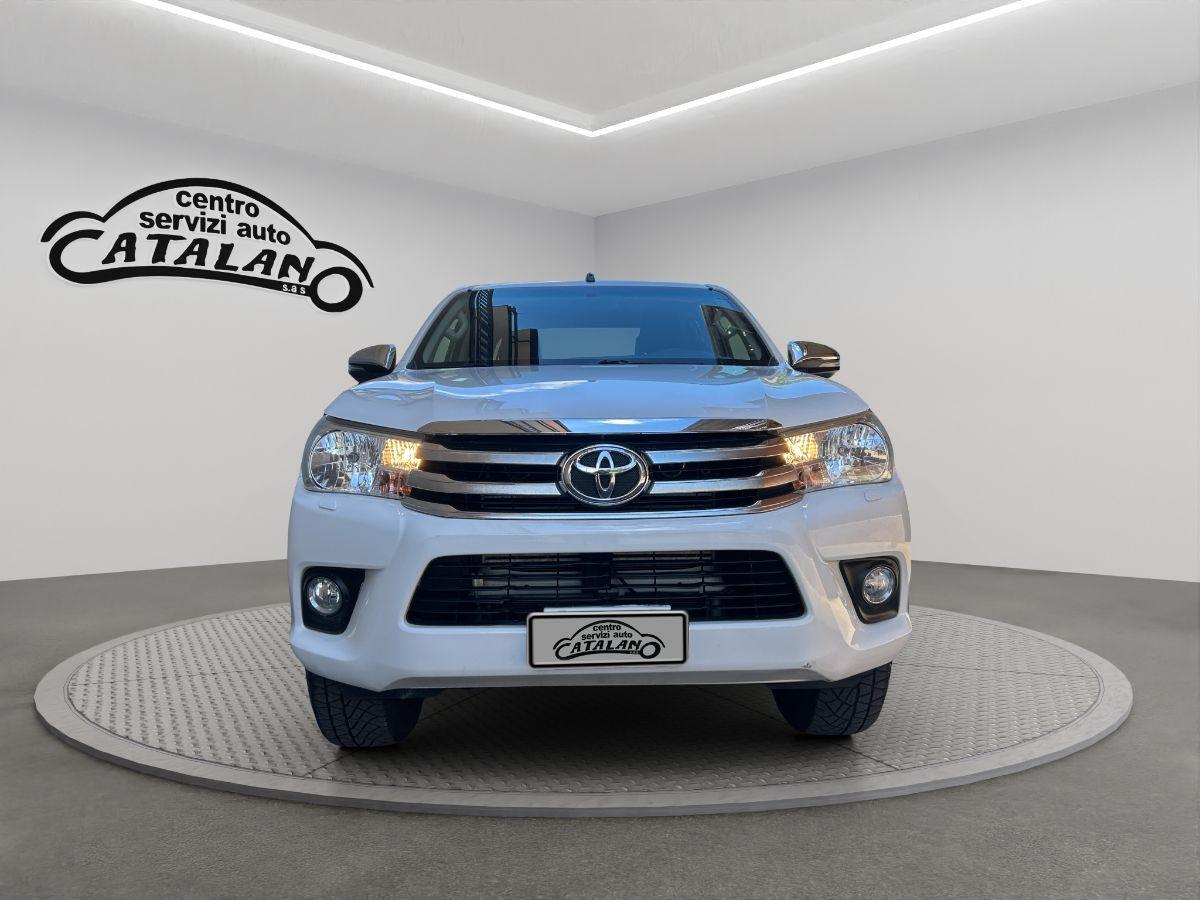 TOYOTA - Hilux - 2.4 d-4d 4x4 EXECUTIVE TELECAMERA + iva