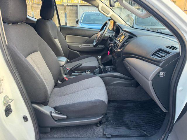 MITSUBISHI L200 2.4 DI-D/154CV CLUB CAB INVITE