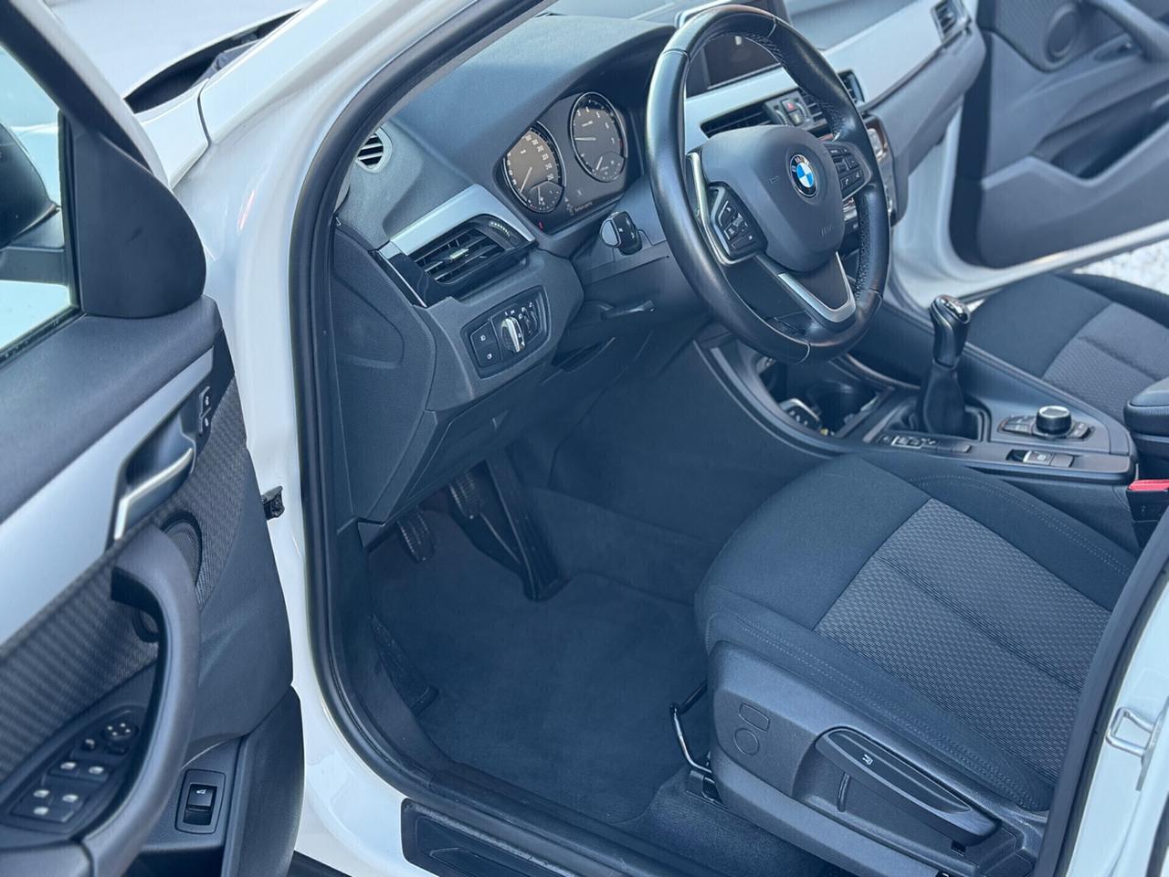 Bmw X1 sDrive18i Sport 70.000 Km Tagliandi BMW !