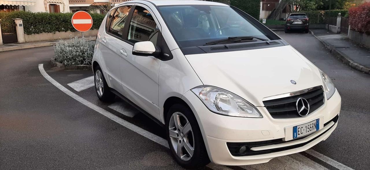 Mercedes-benz A 160 BlueEFFICIENCY Avantgarde