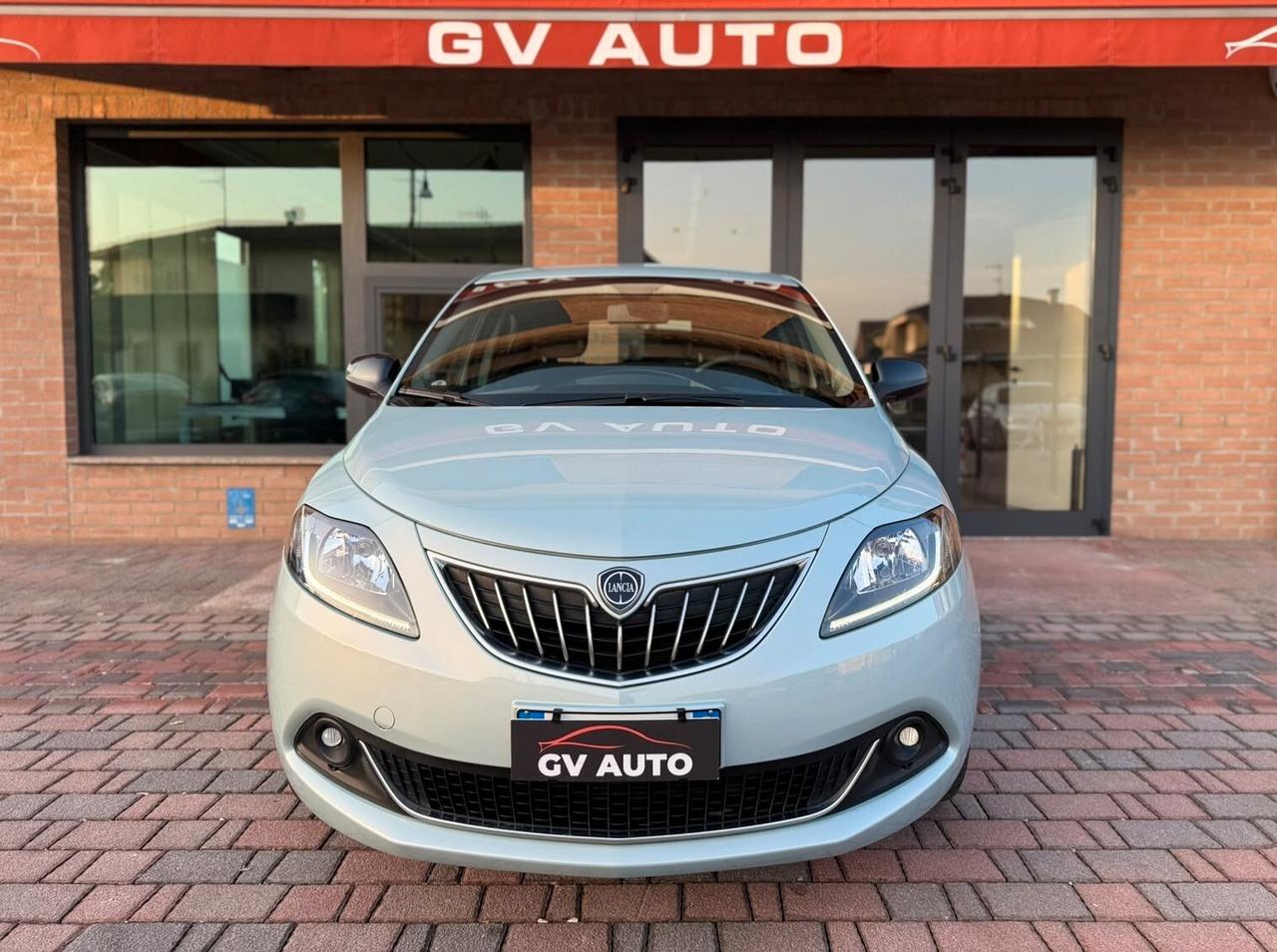 Lancia Ypsilon Hybrid