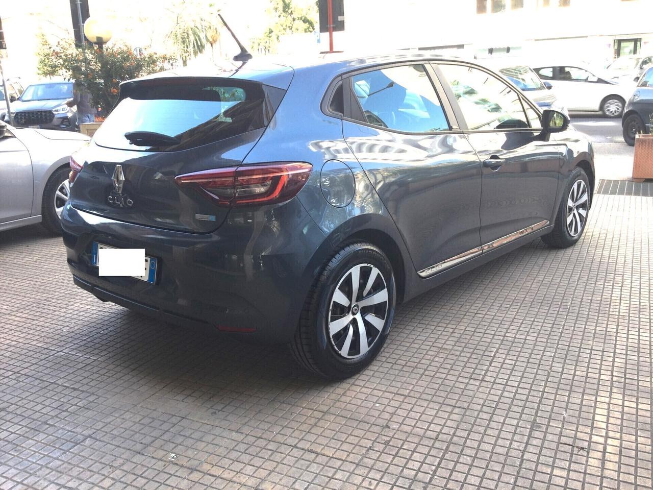 Renault Clio Full Hybrid E-Tech 140 CV 5 porte Intens