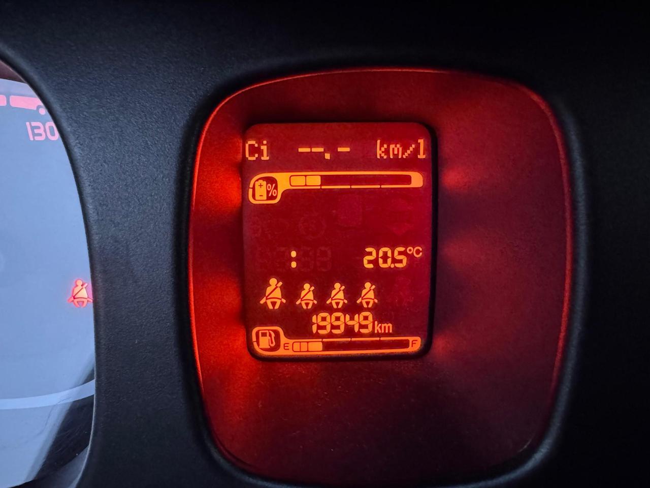 Fiat Panda (Red) Panda 1.0 firefly hybrid (Red) s&s 70cv 5p.ti