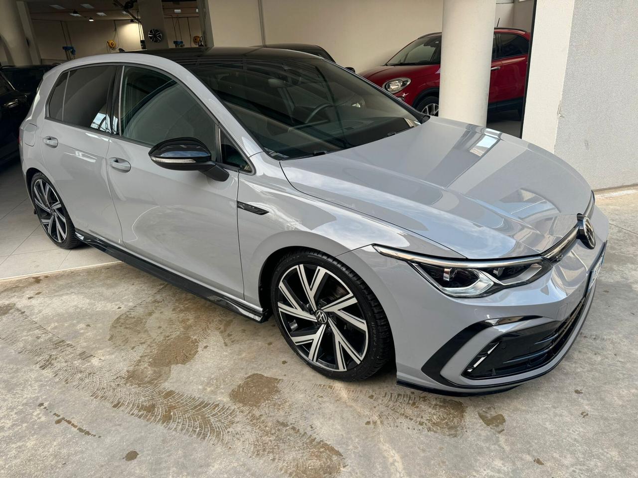 Volkswagen Golf 2.0 TDI 150 CV DSG SCR R-Line