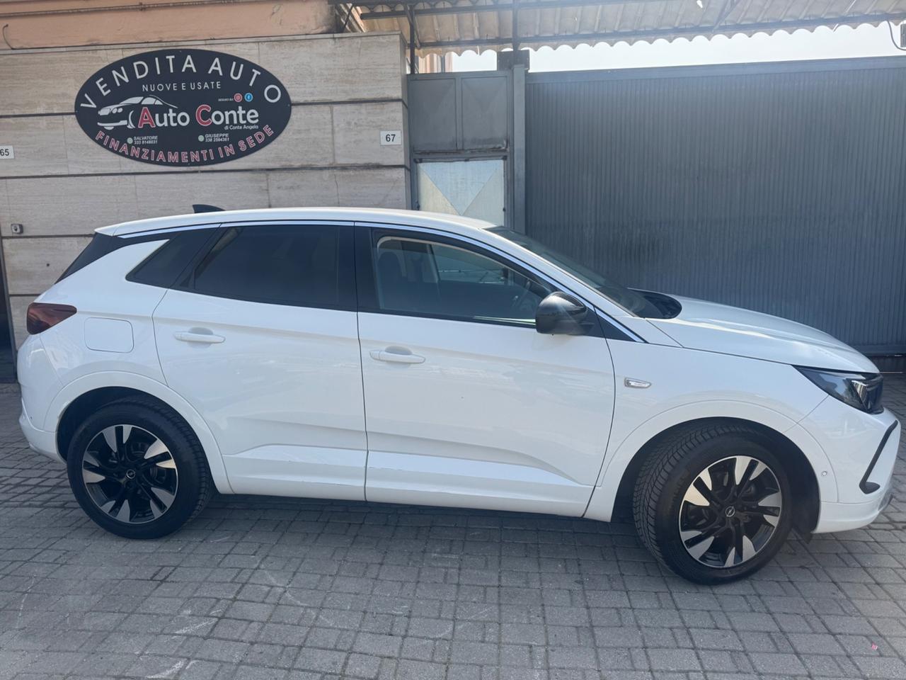 Opel Grandland 1.5 diesel Ecotec aut. Business Elegance