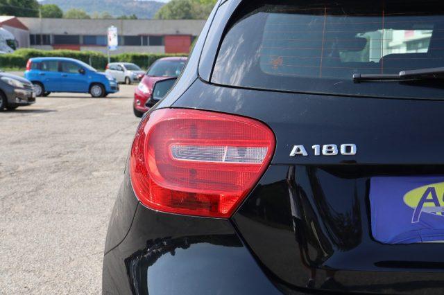 MERCEDES-BENZ A 180 CDI Dark Night Edition Neopatentati