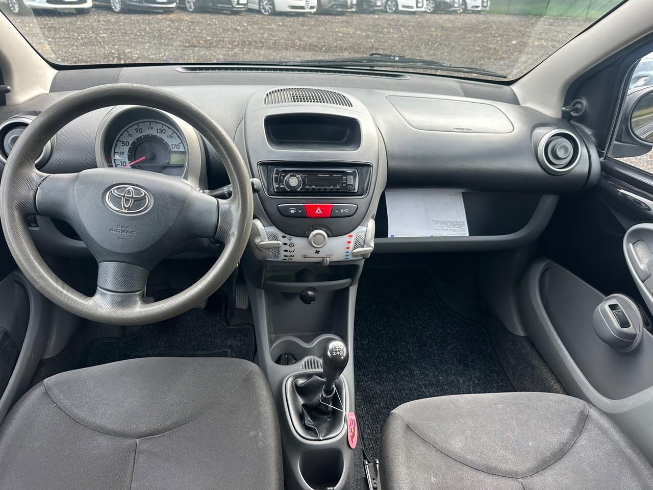 Toyota Aygo 1.0