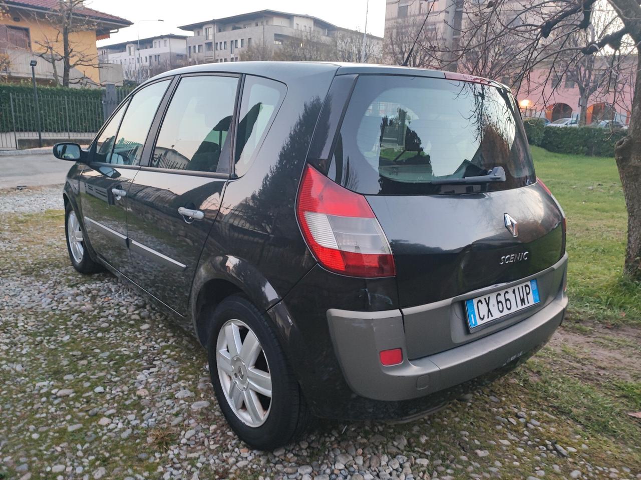 Renault Scenic 1.9 dci 130 CV