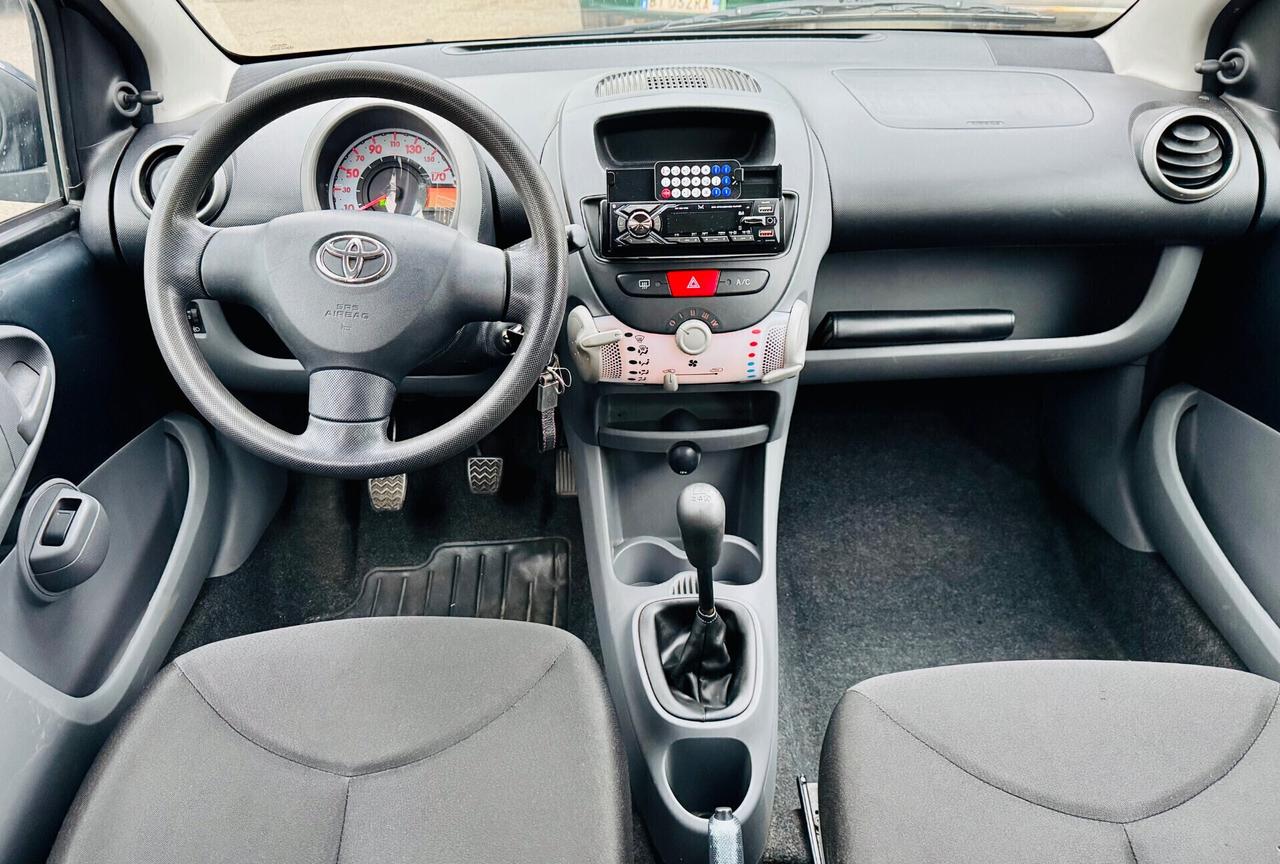 Toyota Aygo 1.0 12V 5 porte