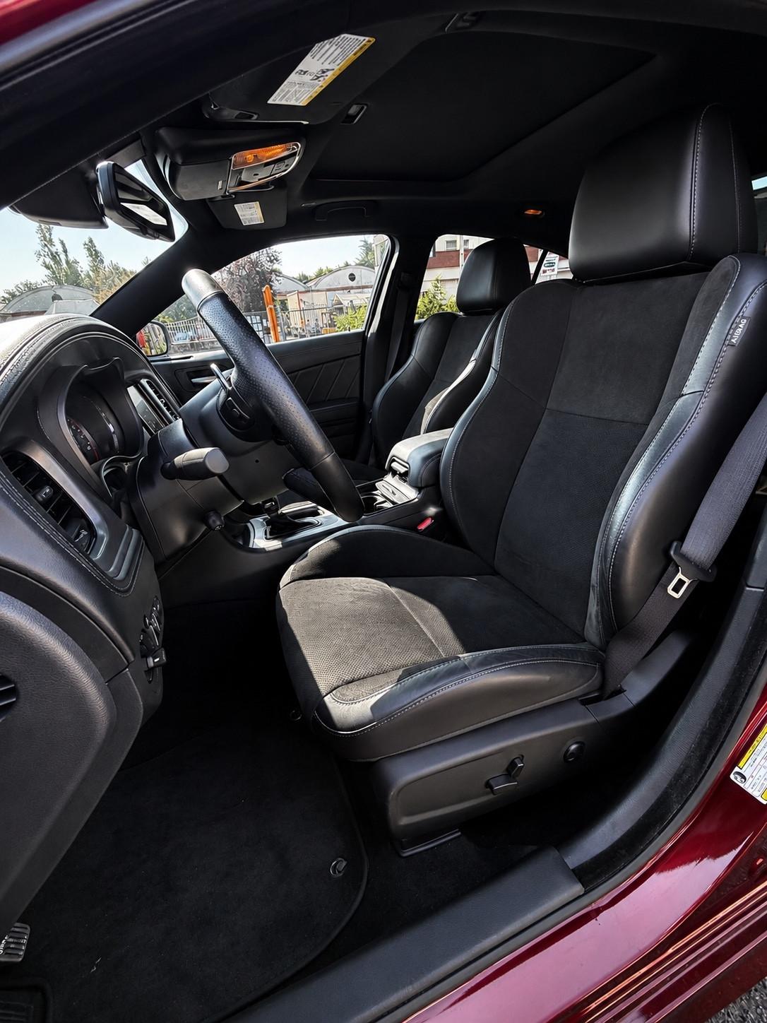 Dodge Charger challenger R/T plus 2023