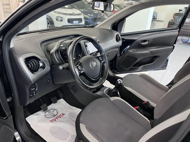 Toyota Aygo Aygo Connect 1.0 VVT-i 72 CV 5 porte x-fun