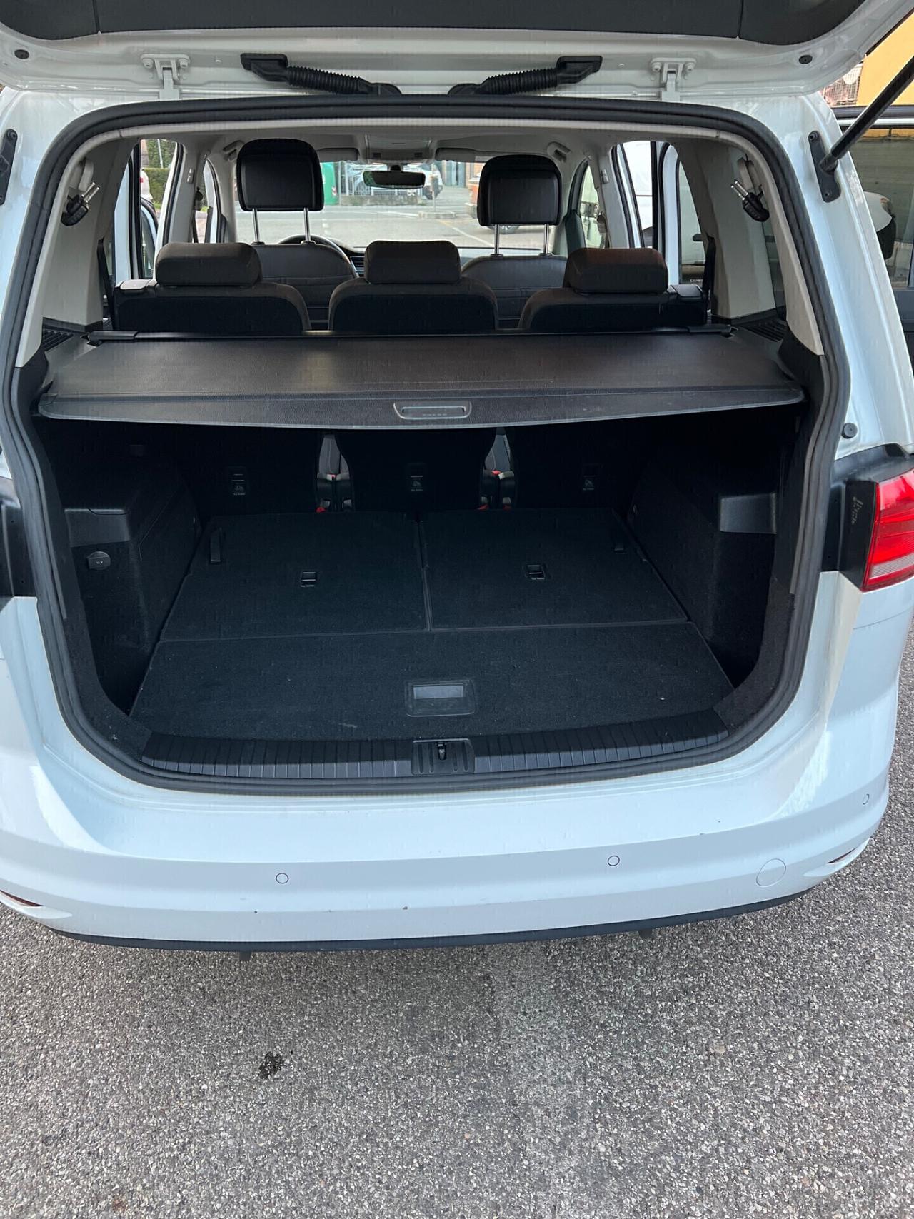 Volkswagen Touran 1.6 TDI 115 CV SCR DSG Business BlueMotion Technology