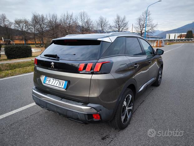 PEUGEOT 3008 1,6 BLUEHDI GT LINE - CAMBIO AUTOMATI
