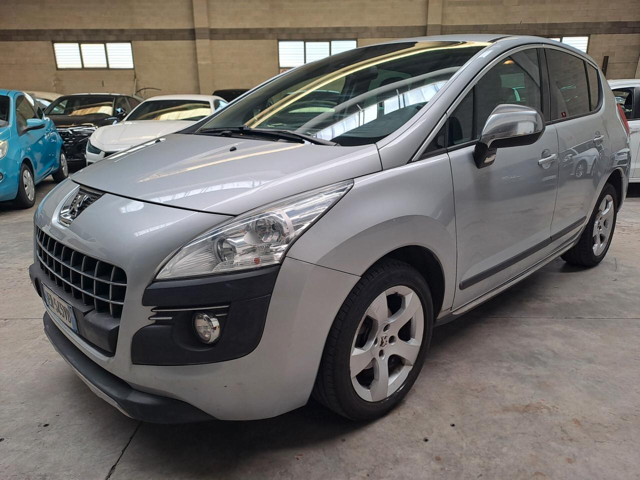 PEUGEOT 3008 1.6 HDI