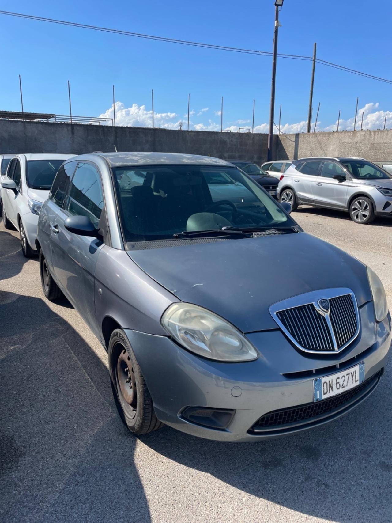 Lancia Ypsilon 1.2 Argento