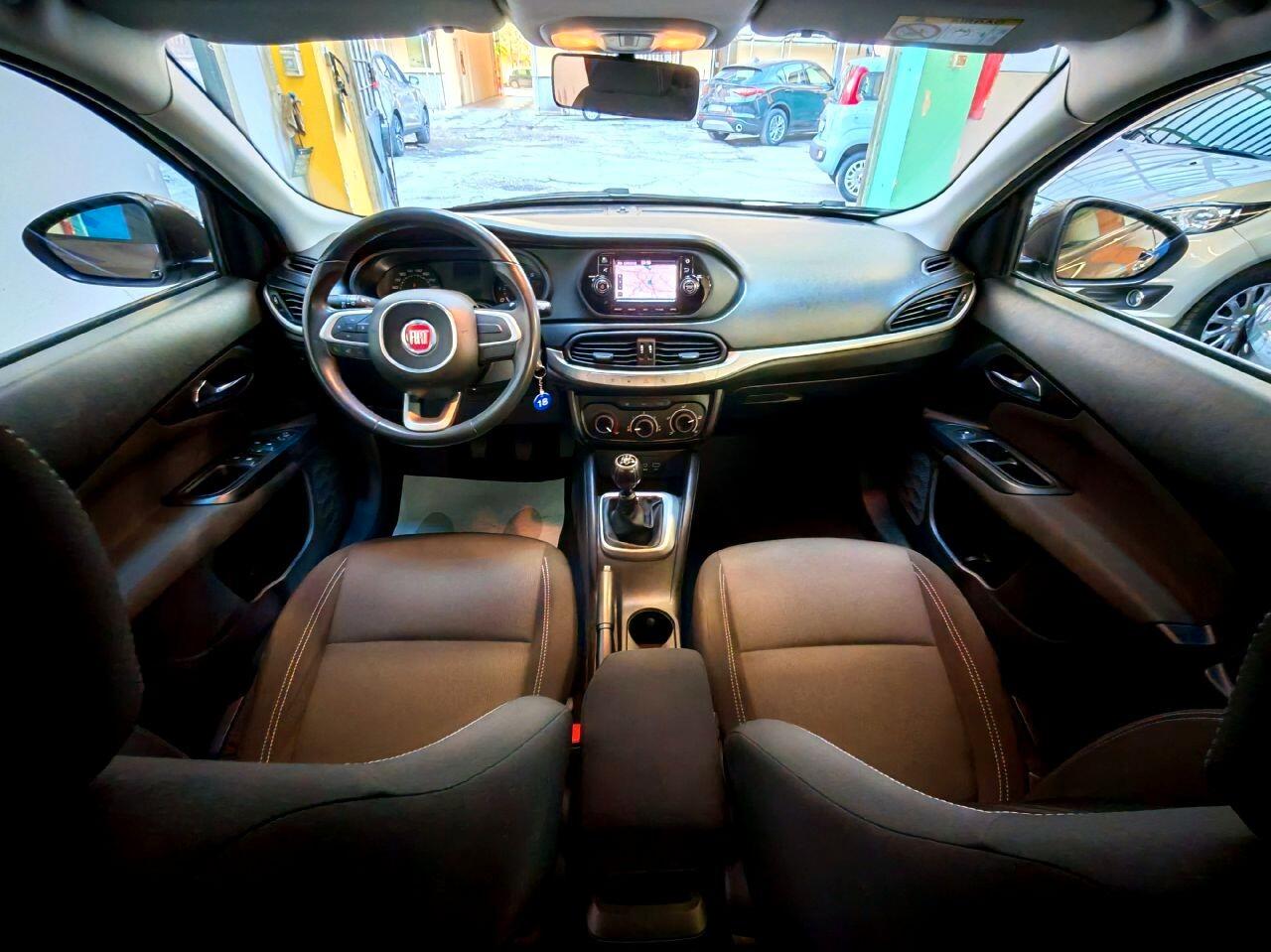 Fiat Tipo 1.4 Lounge 5 Porte
