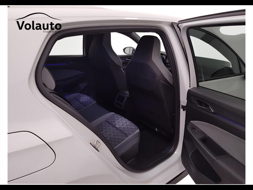 VOLKSWAGEN Golf VIII 2020 - Golf 1.5 tsi evo R-Line 130cv