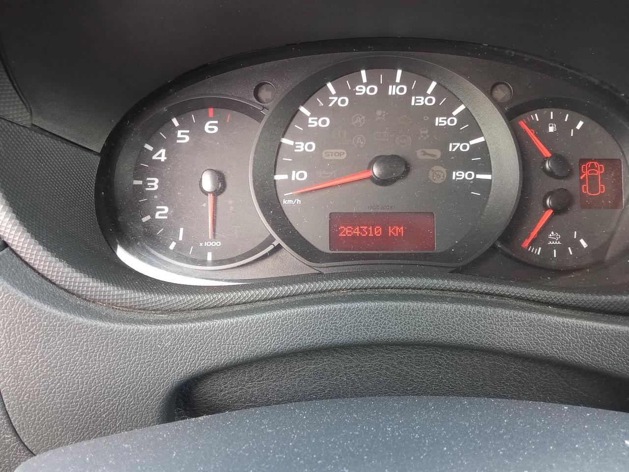 Nissan NV400 35 2.3 dCi 130CV COIMBENTATO Furgone