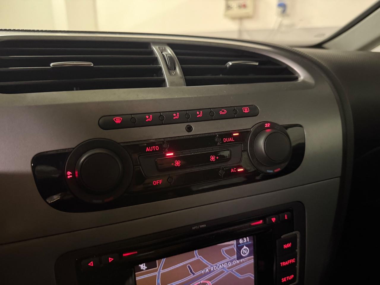 Seat Leon FULL-UNIPROPR.-BENZINA-BOLLO2027.-NEOP-VARI LAVOR